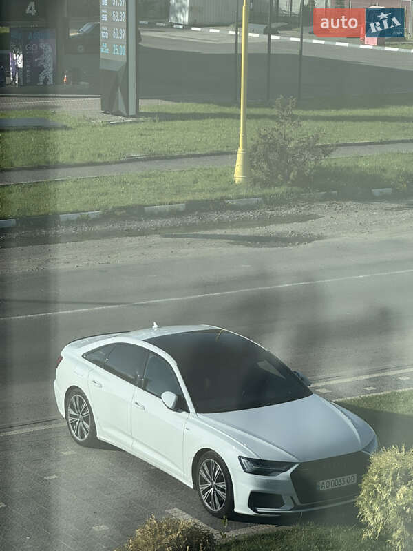 Седан Audi A6 2018 в Ужгороде