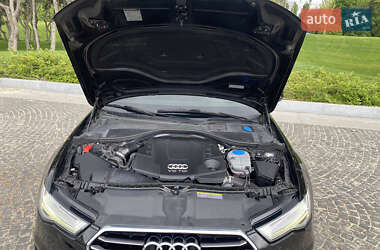 Седан Audi A6 2015 в 
