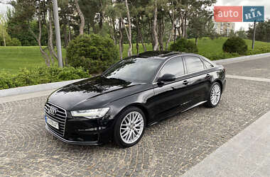 Седан Audi A6 2015 в 