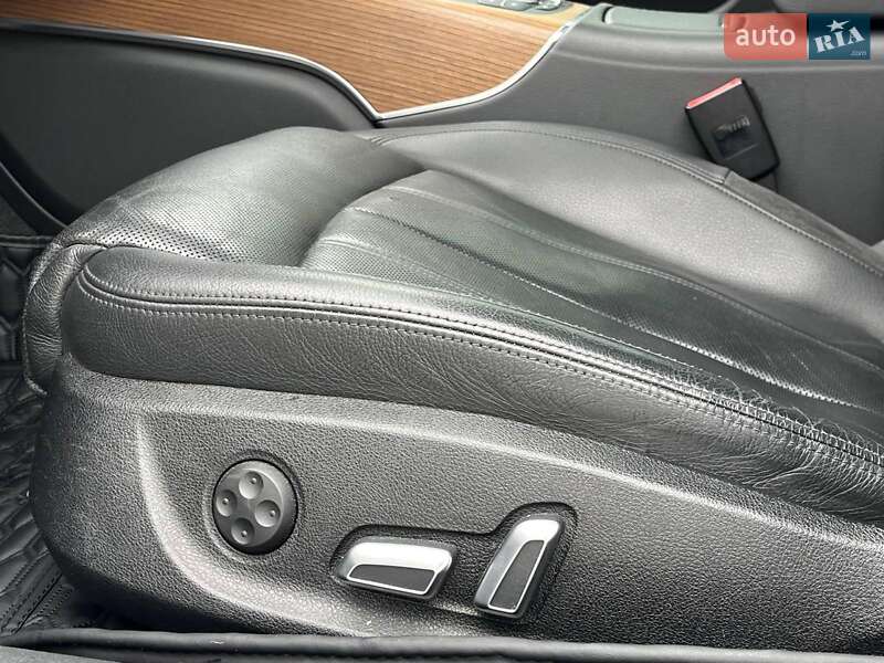 Седан Audi A6 2015 в Львове