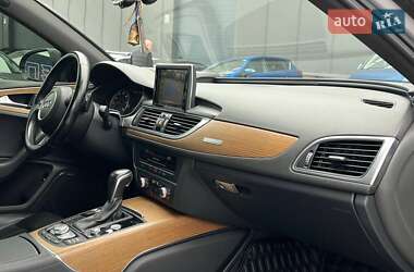 Седан Audi A6 2015 в 