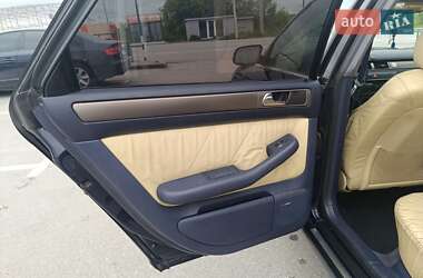 Седан Audi A6 2000 в 