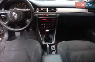 Седан Audi A6 2001 в 