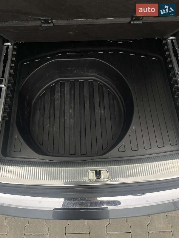 Универсал Audi A6 2010 в Вижнице