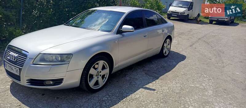 Седан Audi A6 2004 в 