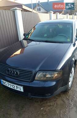 Седан Audi A6 2002 в Новояворовске