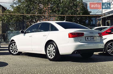 Седан Audi A6 2012 в 