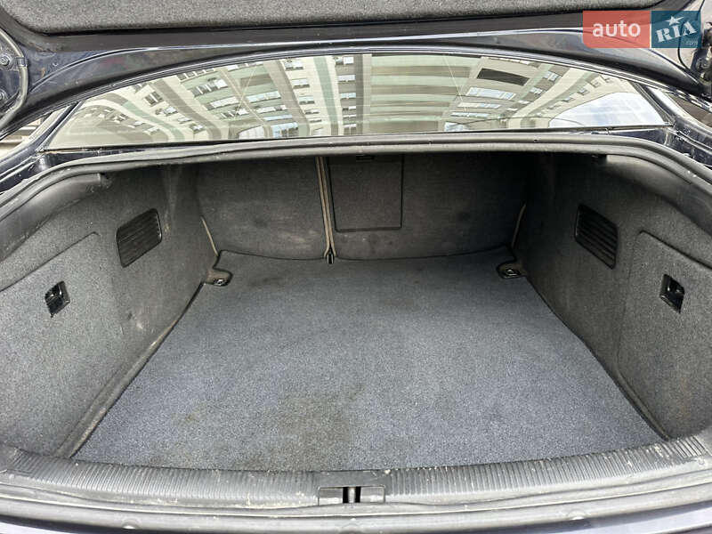 Седан Audi A6 2001 в Харькове