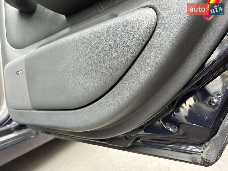 Седан Audi A6 2001 в Харькове