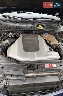Седан Audi A6 2000 в 