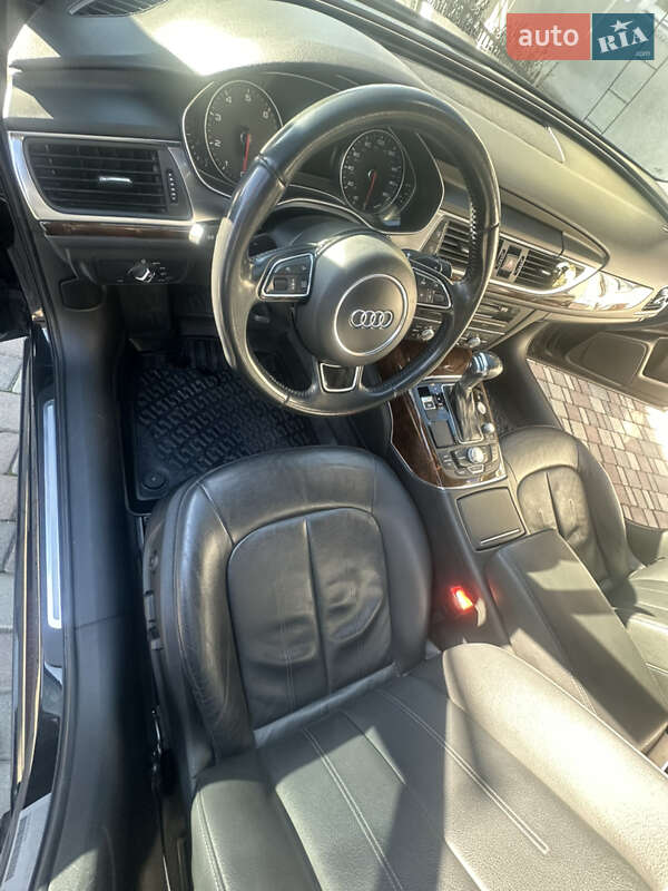 Седан Audi A6 2014 в Чернівцях