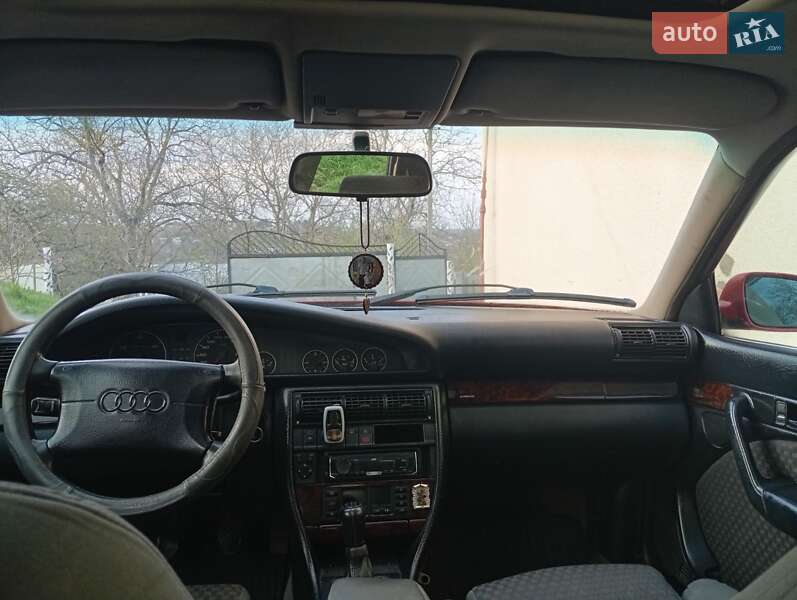 Седан Audi A6 1995 в Снятині