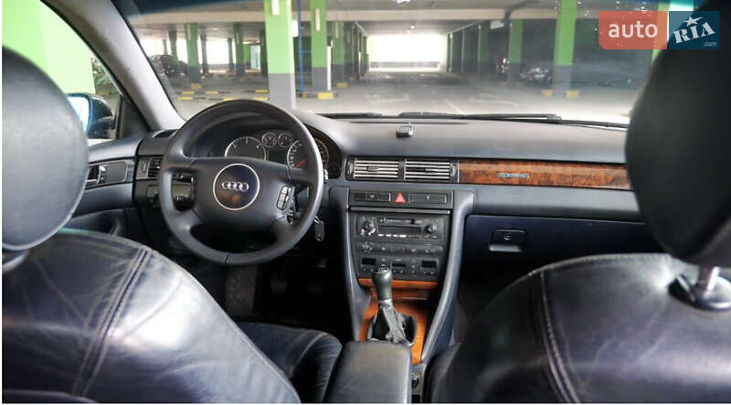 Седан Audi A6 2001 в Королеве