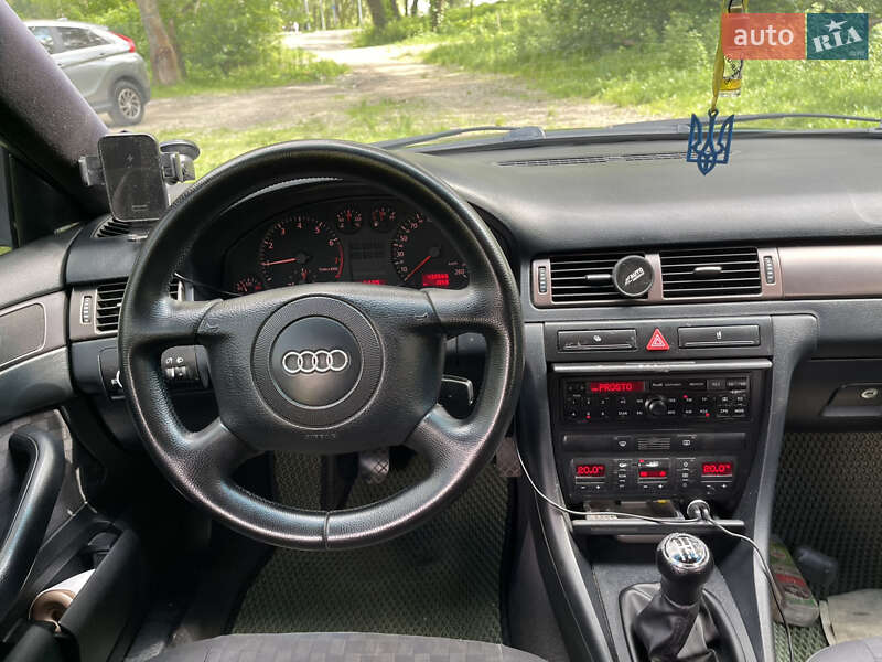 Универсал Audi A6 1998 в Киеве