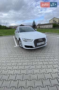 Седан Audi A6 2015 в 