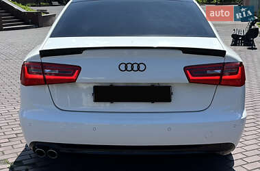 Седан Audi A6 2014 в 