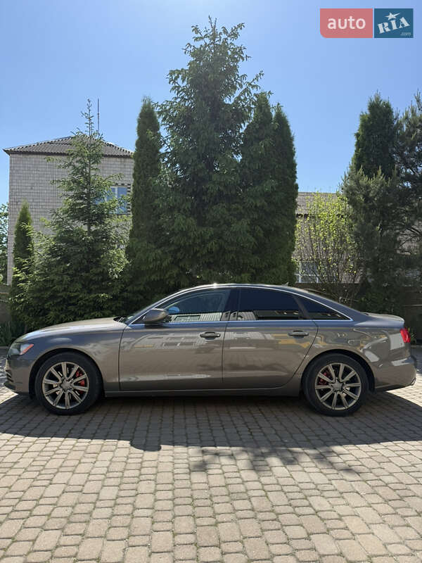 Седан Audi A6 2014 в Тернополі