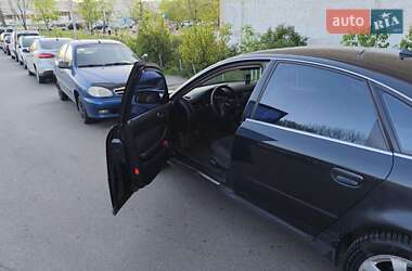 Седан Audi A6 2002 в 