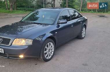 Седан Audi A6 2004 в 