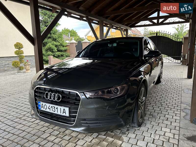 Седан Audi A6 2011 в 