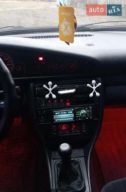 Седан Audi A6 1995 в 