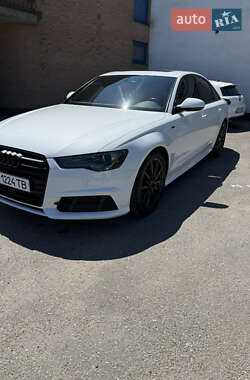 Седан Audi A6 2017 в 