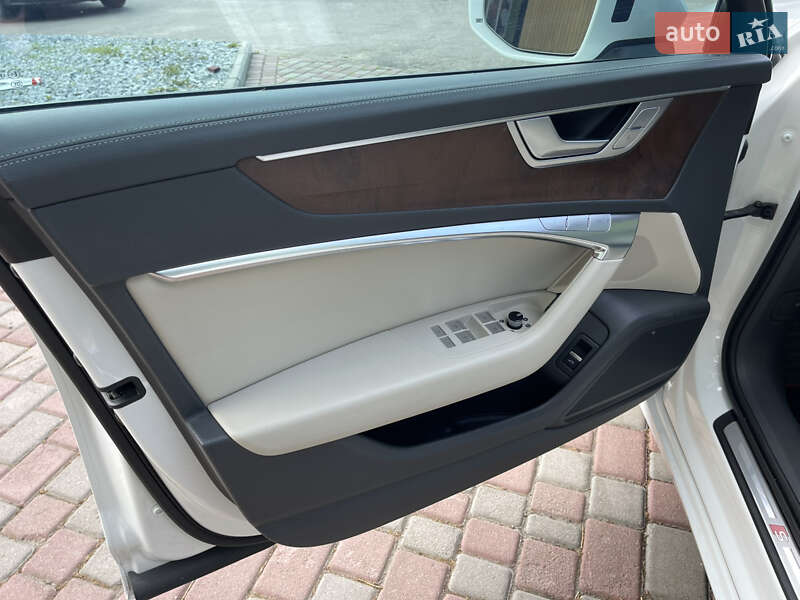 Седан Audi A6 2021 в Ровно
