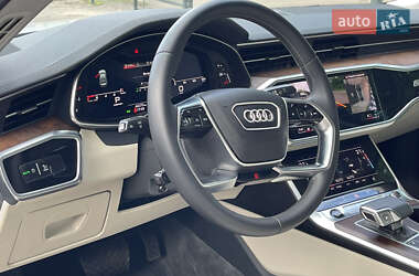 Седан Audi A6 2021 в 