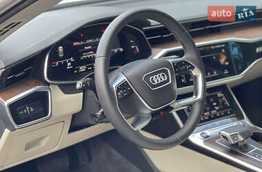 Седан Audi A6 2021 в 