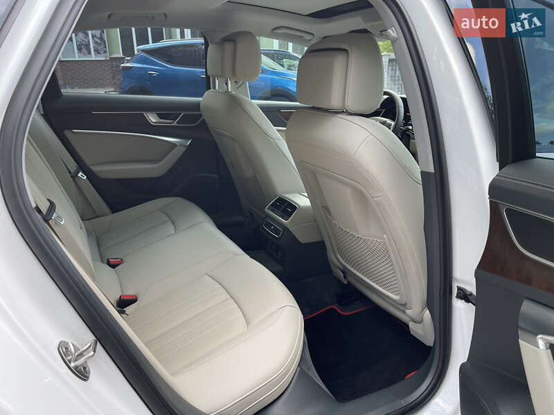 Седан Audi A6 2021 в Ровно