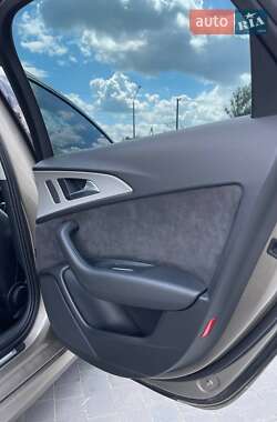 Седан Audi A6 2015 в 