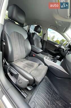 Седан Audi A6 2015 в 