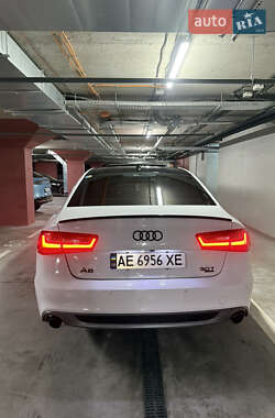 Седан Audi A6 2014 в Днепре