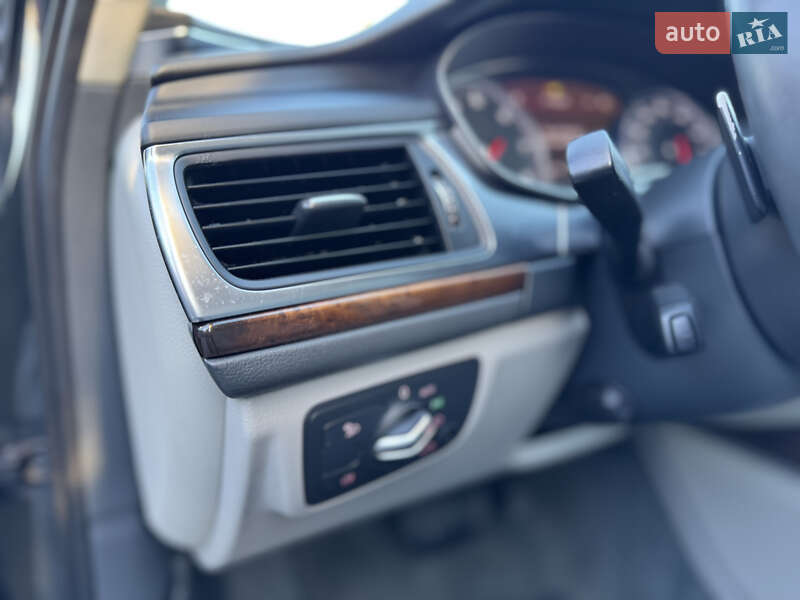Седан Audi A6 2015 в Луцке