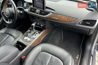 Седан Audi A6 2015 в 