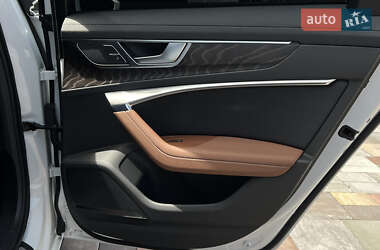 Седан Audi A6 2020 в 