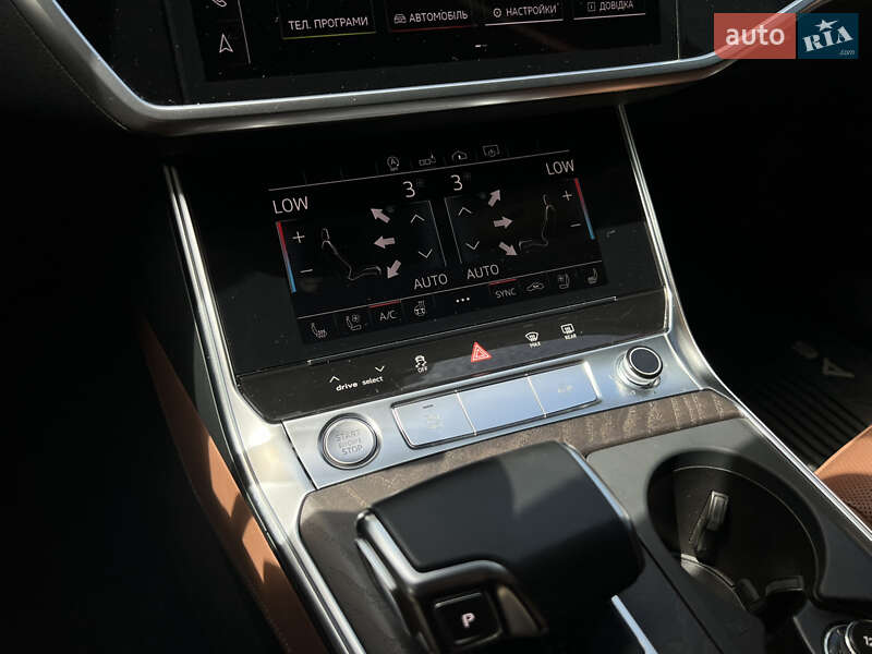Седан Audi A6 2020 в Киеве
