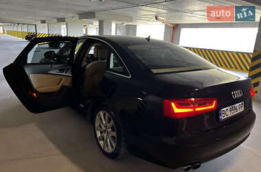 Седан Audi A6 2012 в 