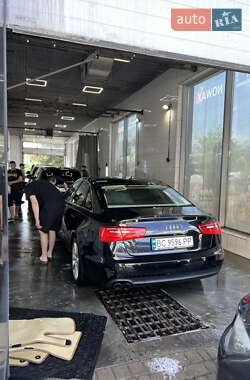 Седан Audi A6 2012 в 
