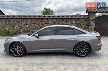 Седан Audi A6 2018 в 