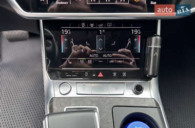Седан Audi A6 2018 в 