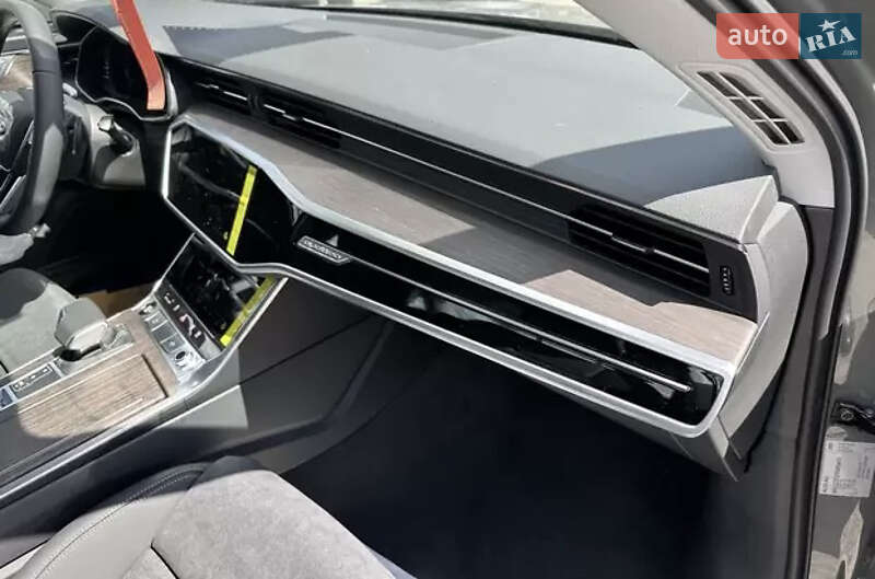 Седан Audi A6 2024 в Киеве