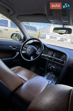 Седан Audi A6 2010 в 