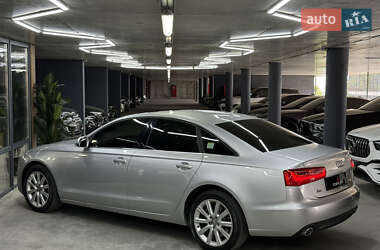 Седан Audi A6 2013 в 