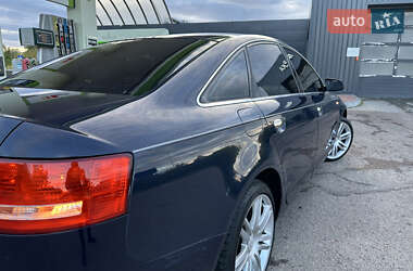 Седан Audi A6 2004 в 