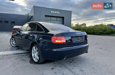 Седан Audi A6 2004 в 