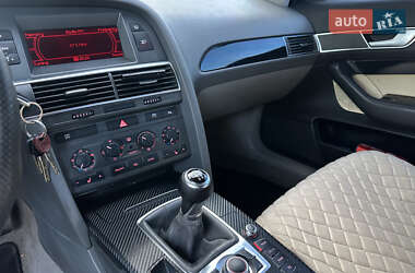 Седан Audi A6 2004 в 