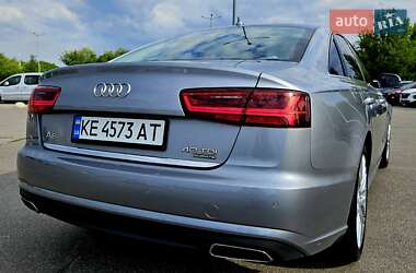 Седан Audi A6 2015 в 