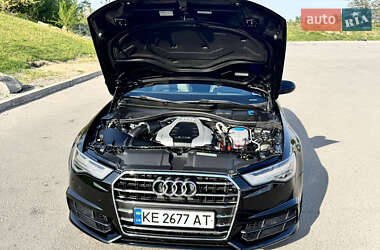 Седан Audi A6 2015 в 