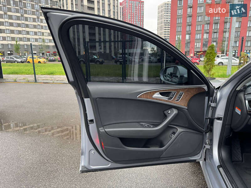 Седан Audi A6 2015 в Киеве